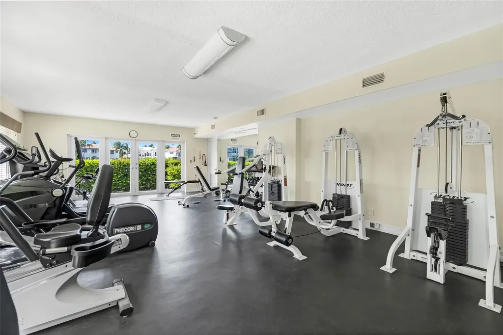2600 S Ocean Drive Hollywood FL 33019