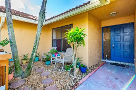 2484 NW 88th Terrace Coral Springs FL 33065