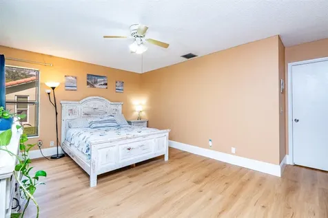 2484 NW 88th Terrace Coral Springs FL 33065