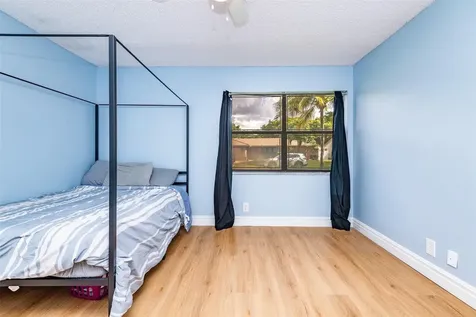 2484 NW 88th Terrace Coral Springs FL 33065