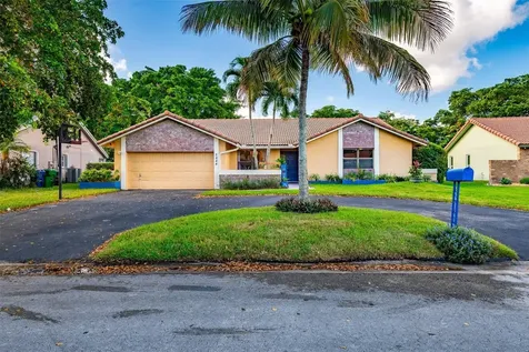 2484 NW 88th Terrace Coral Springs FL 33065
