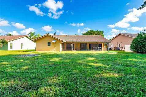 2484 NW 88th Terrace Coral Springs FL 33065