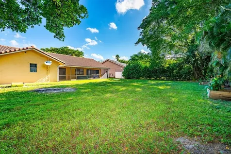 2484 NW 88th Terrace Coral Springs FL 33065
