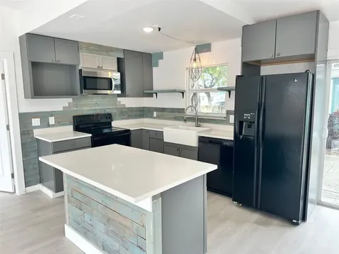 117 NE 8th Street Pompano Beach FL 33060
