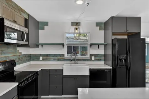 117 NE 8th Street Pompano Beach FL 33060