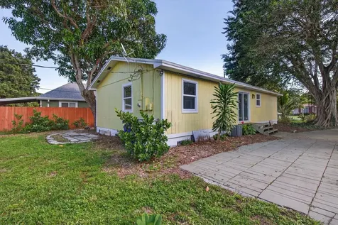 117 NE 8th Street Pompano Beach FL 33060