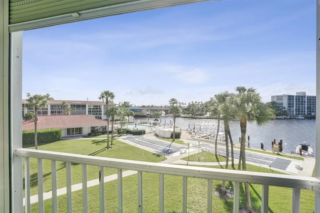 105 NE 19th Avenue Deerfield Beach FL 33441