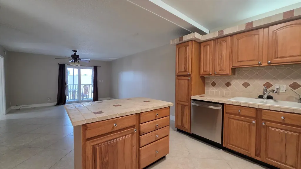 253 S Cypress Road Pompano Beach FL 33060