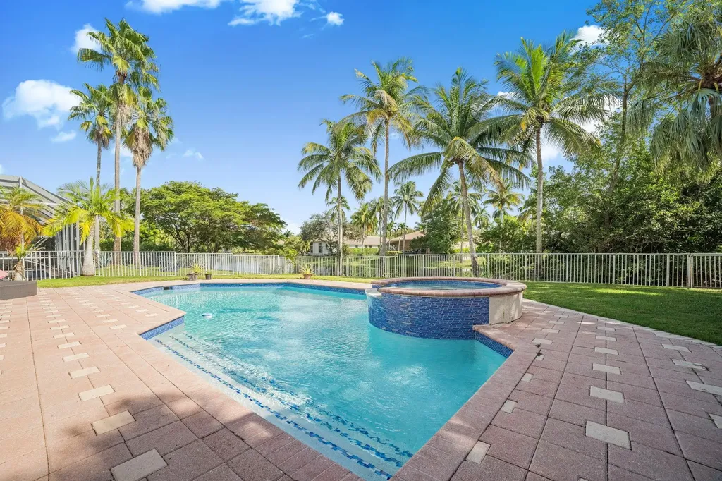 12480 NW 62nd Court Coral Springs FL 33076