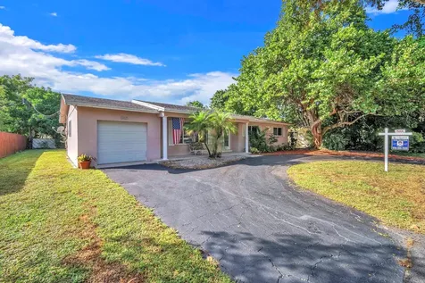 1431 NW 71st Avenue Plantation FL 33313
