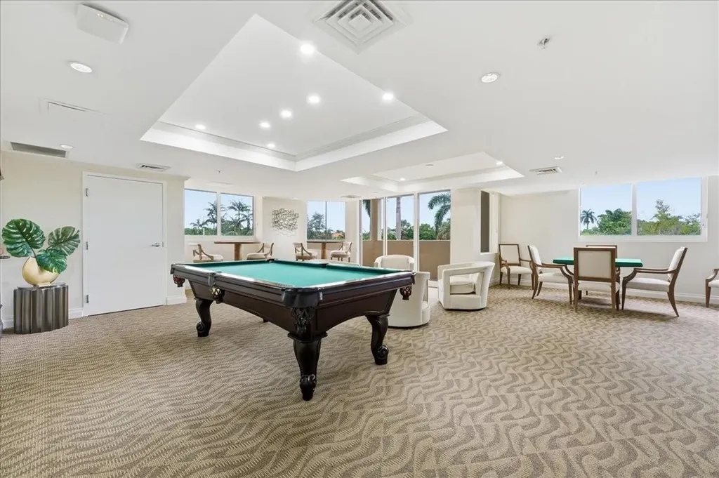 2011 N Ocean Boulevard Fort Lauderdale FL 33305
