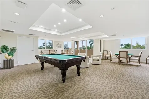 2011 N Ocean Boulevard Fort Lauderdale FL 33305