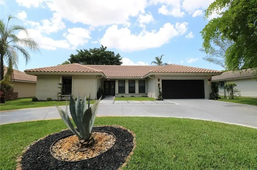 10859 NW 14th Street Coral Springs FL 33071