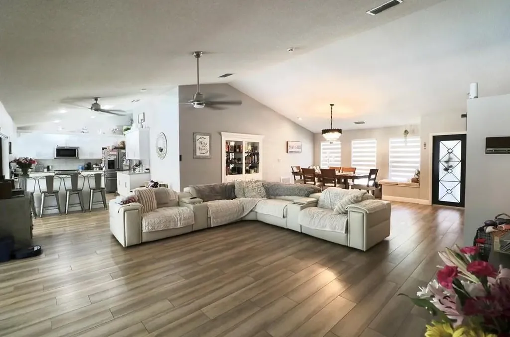 10859 NW 14th Street Coral Springs FL 33071