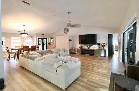 10859 NW 14th Street Coral Springs FL 33071