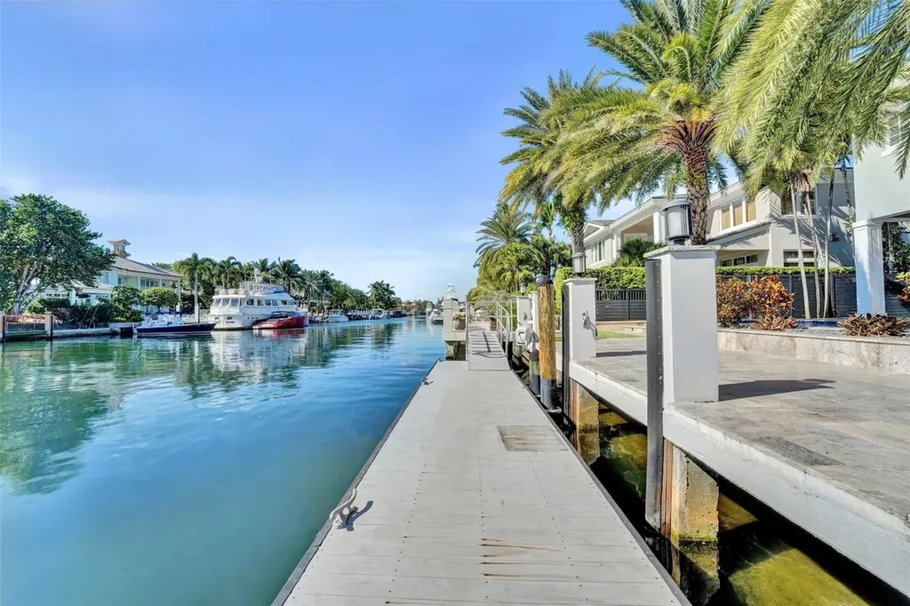1744 SE 9th Street Fort Lauderdale FL 33316