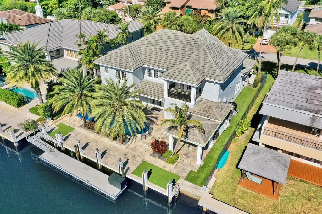 1744 SE 9th Street Fort Lauderdale FL 33316