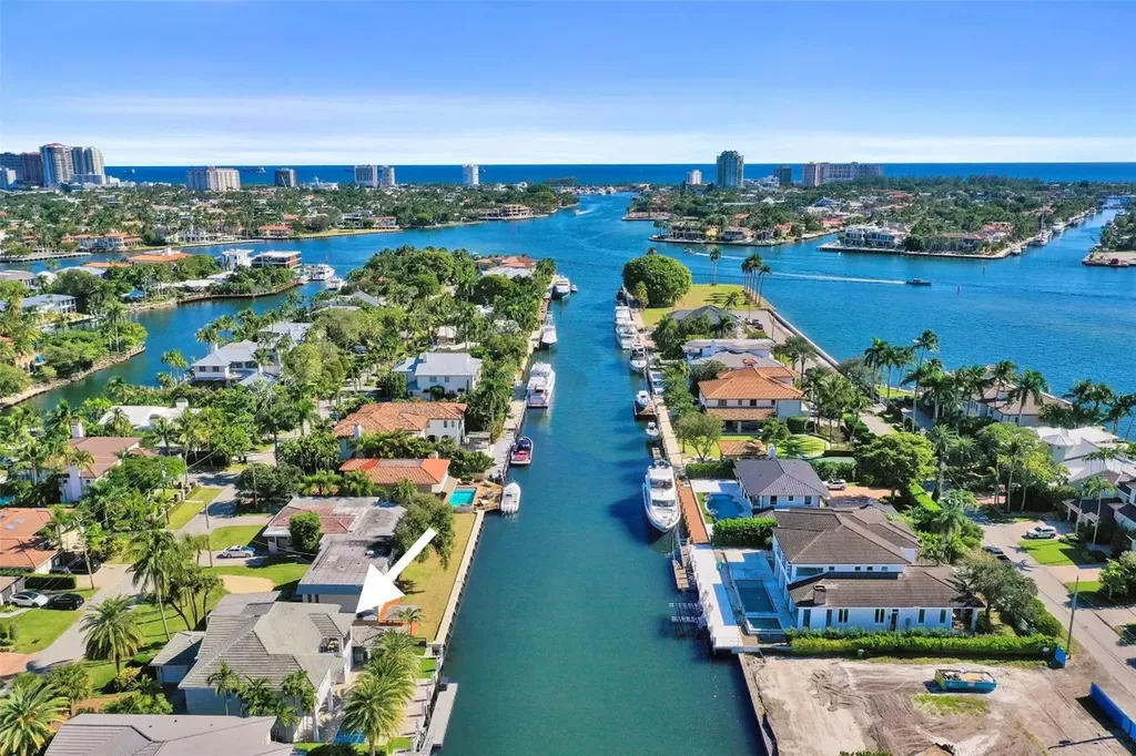 1744 SE 9th Street Fort Lauderdale FL 33316