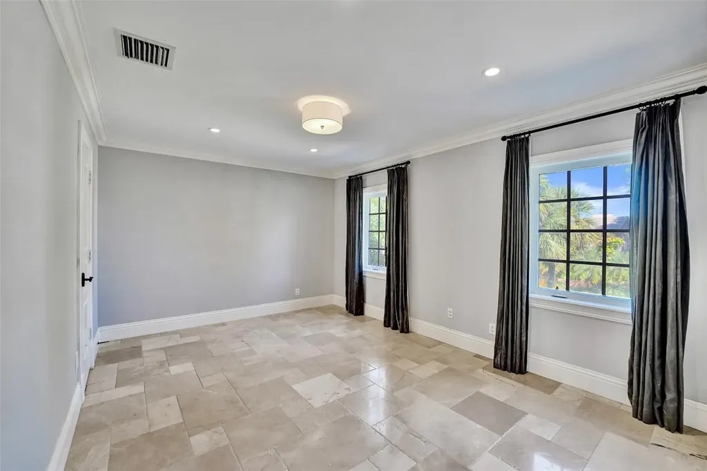 1744 SE 9th Street Fort Lauderdale FL 33316