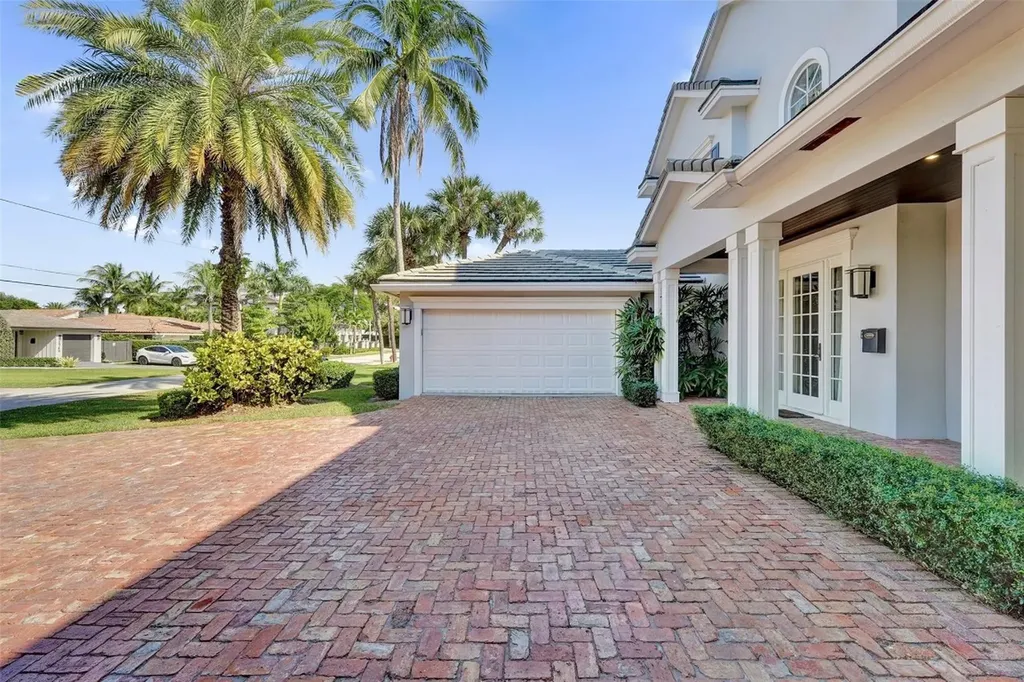 1744 SE 9th Street Fort Lauderdale FL 33316