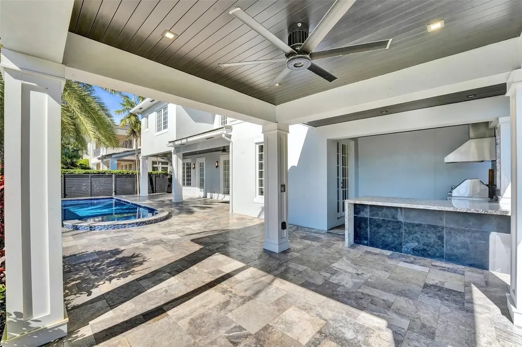 1744 SE 9th Street Fort Lauderdale FL 33316