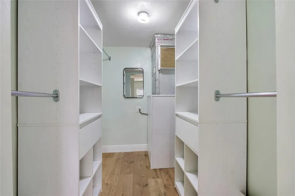 1951 NE 39th Street Lighthouse Point FL 33064