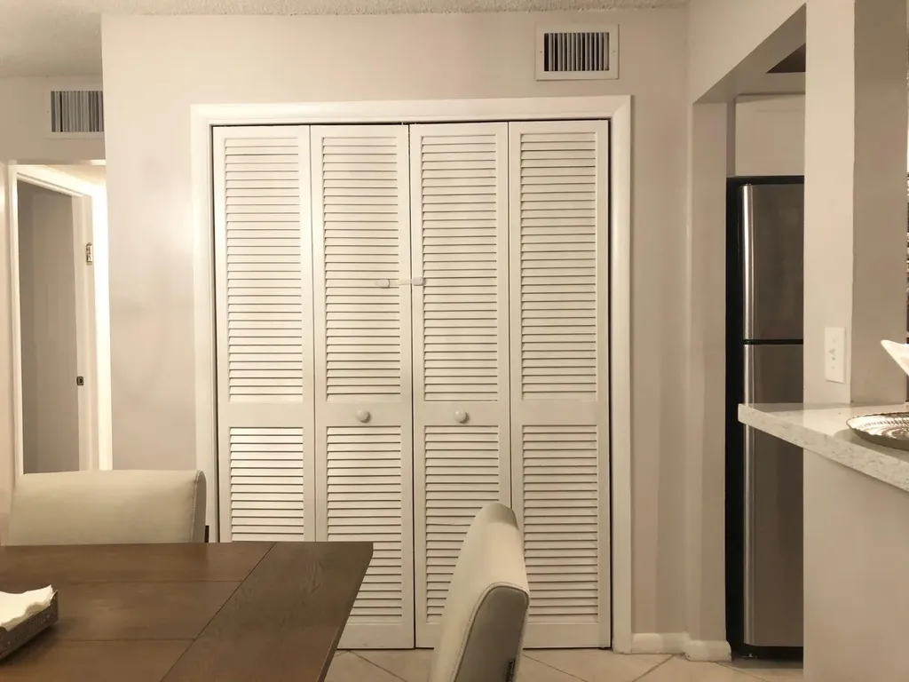 4060 N Hills Drive Hollywood FL 33021