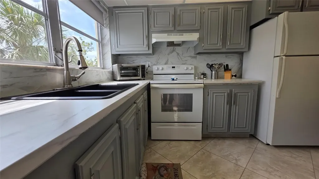4047 NW 16th Street Fort Lauderdale FL 33313
