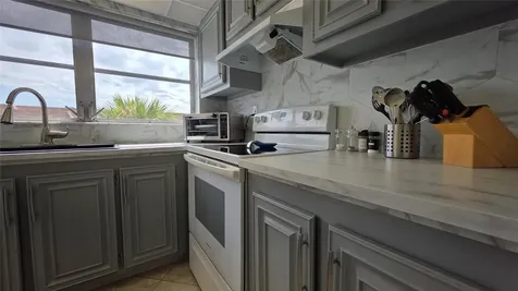 4047 NW 16th Street Fort Lauderdale FL 33313