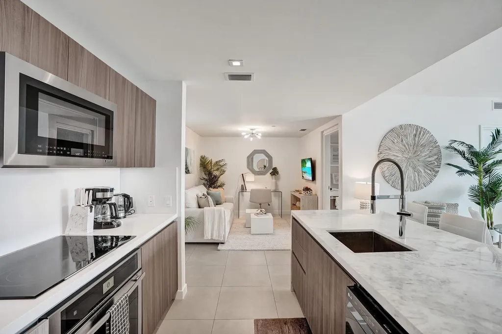 401 N Birch Road Fort Lauderdale FL 33304