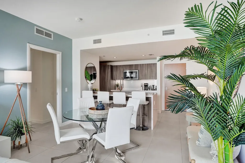 401 N Birch Road Fort Lauderdale FL 33304