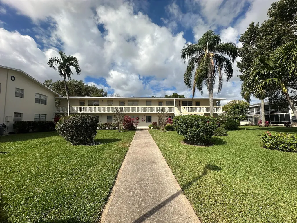 455 Durham O Deerfield Beach FL 33442
