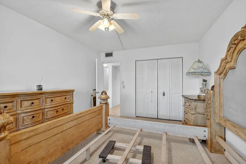 3025 Guildford B Boca Raton FL 33434
