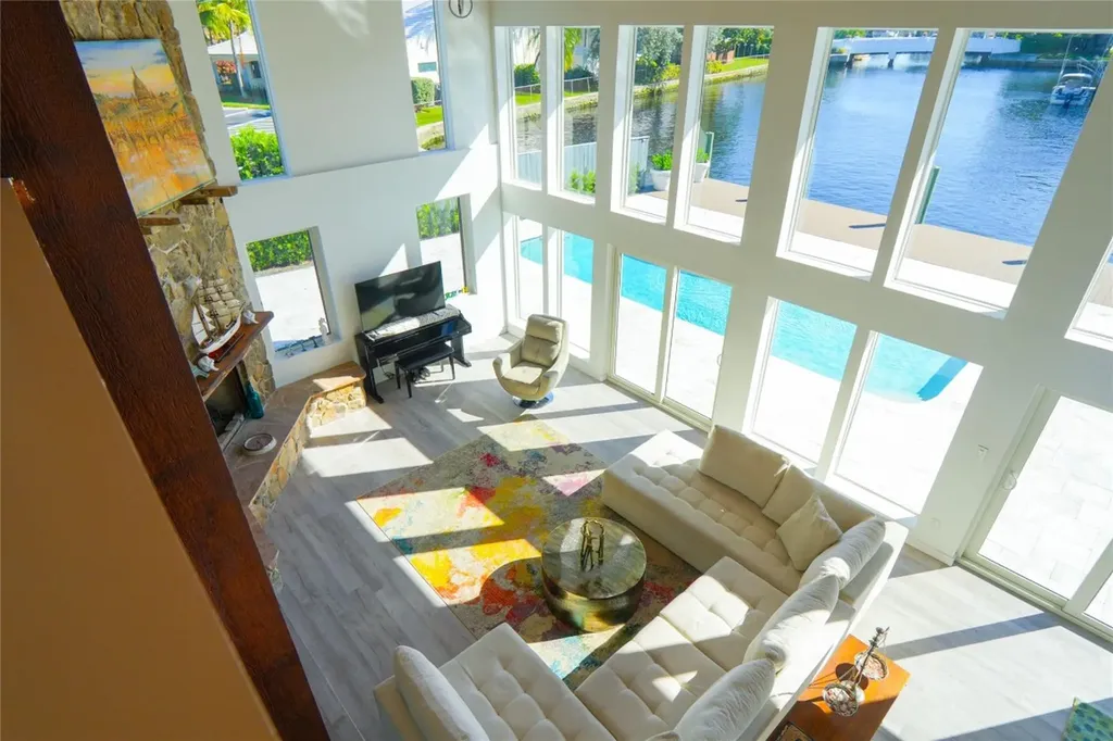 600 N Victoria Terrace Fort Lauderdale FL 33304