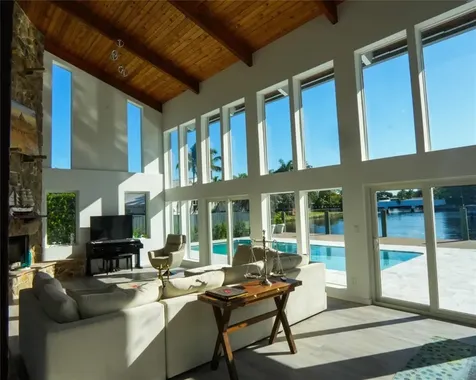 600 N Victoria Terrace Fort Lauderdale FL 33304