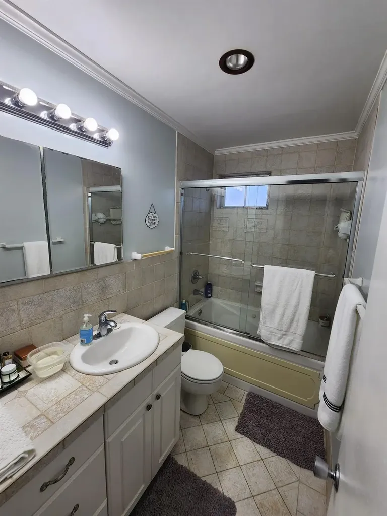 1821 NE 62nd Street Fort Lauderdale FL 33308