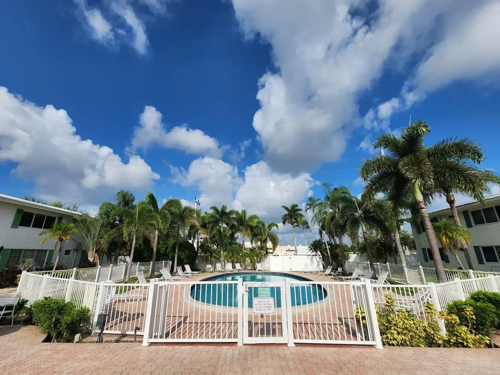 1821 NE 62nd Street Fort Lauderdale FL 33308