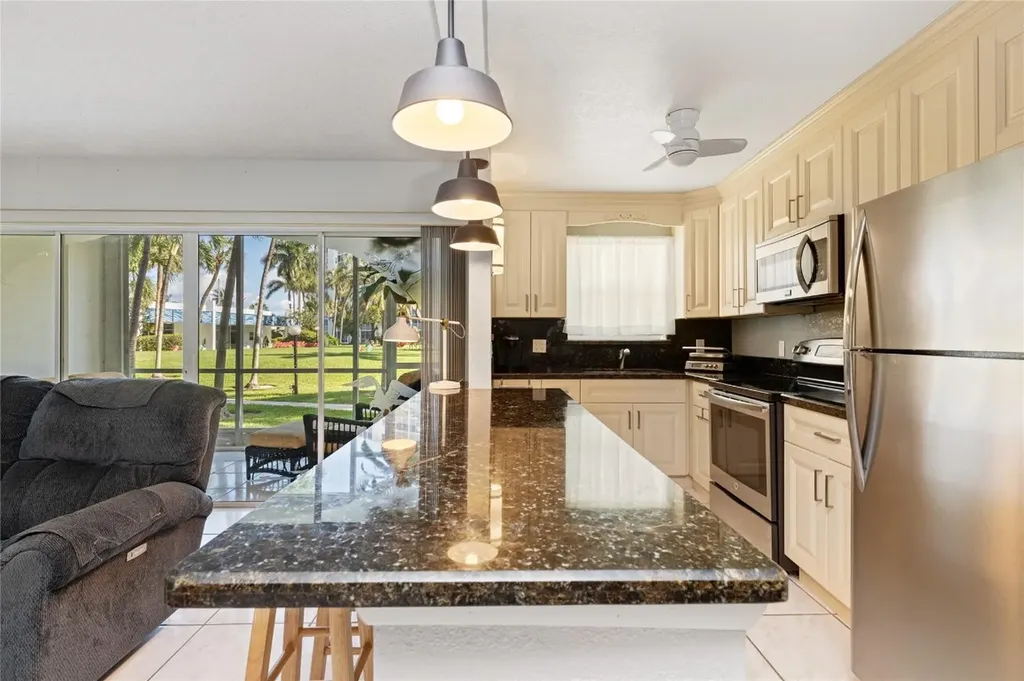 2731 NE 14th Street Causeway Pompano Beach FL 33062