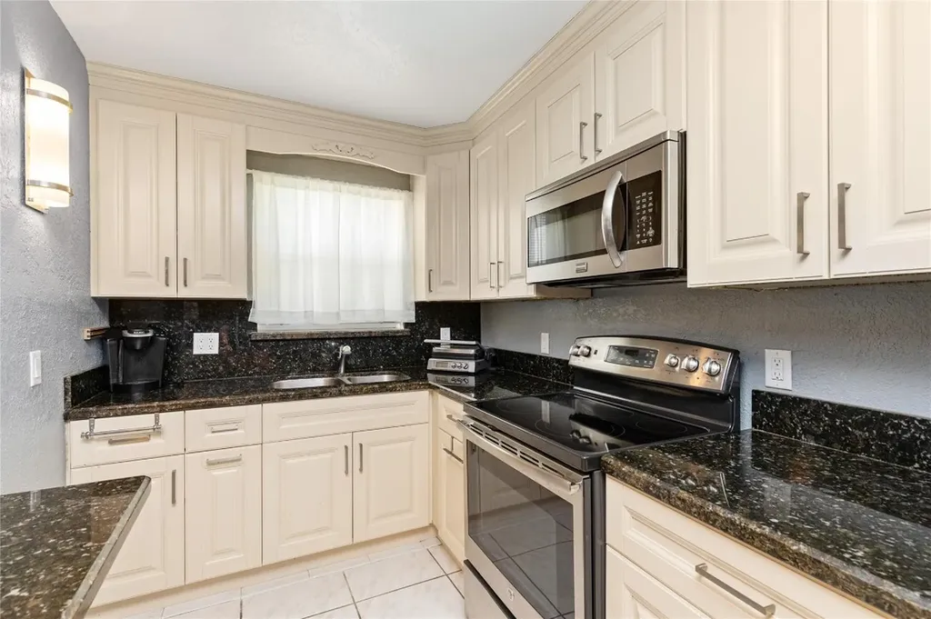 2731 NE 14th Street Causeway Pompano Beach FL 33062