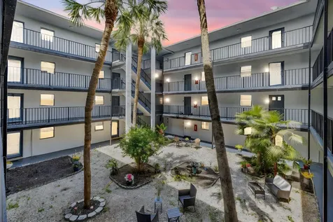 2800 Somerset Drive Lauderdale Lakes FL 33311