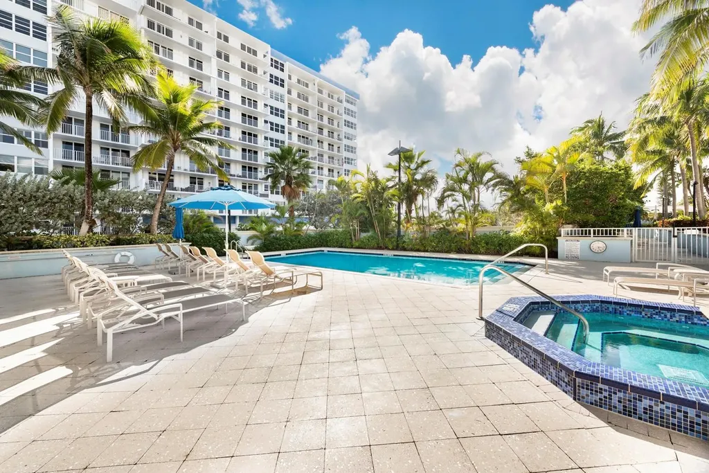 701 SE 21st Avenue Deerfield Beach FL 33441