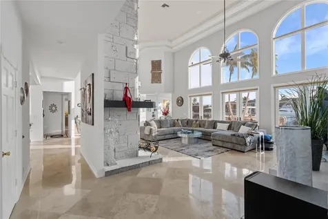 2833 NE 32nd Street Lighthouse Point FL 33064