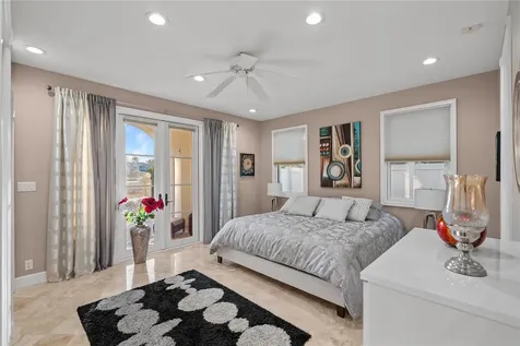 2833 NE 32nd Street Lighthouse Point FL 33064