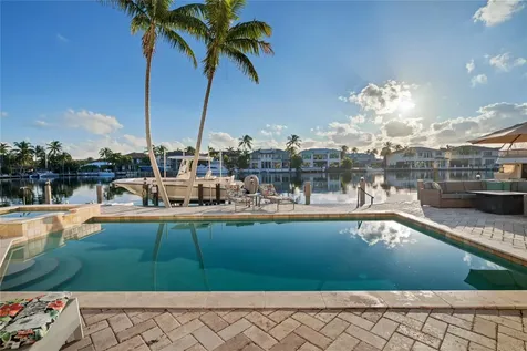 2833 NE 32nd Street Lighthouse Point FL 33064