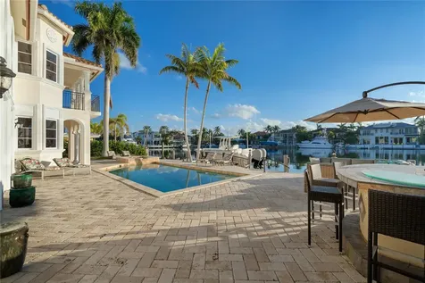 2833 NE 32nd Street Lighthouse Point FL 33064