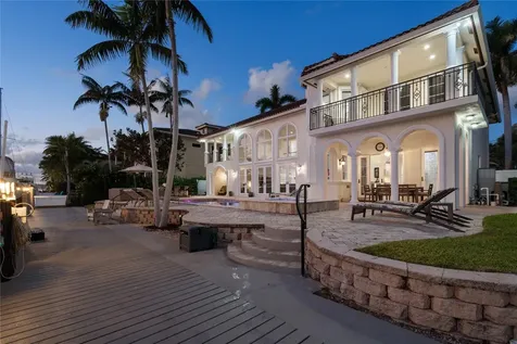 2833 NE 32nd Street Lighthouse Point FL 33064