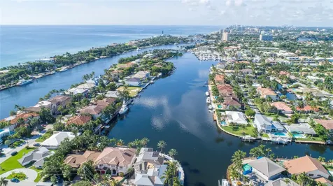 2833 NE 32nd Street Lighthouse Point FL 33064