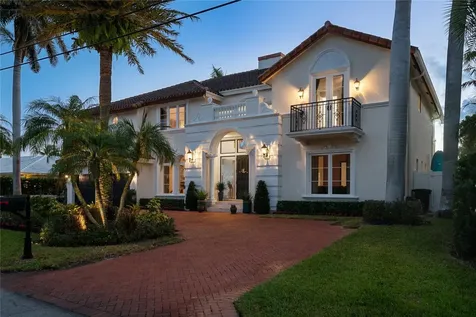 2833 NE 32nd Street Lighthouse Point FL 33064