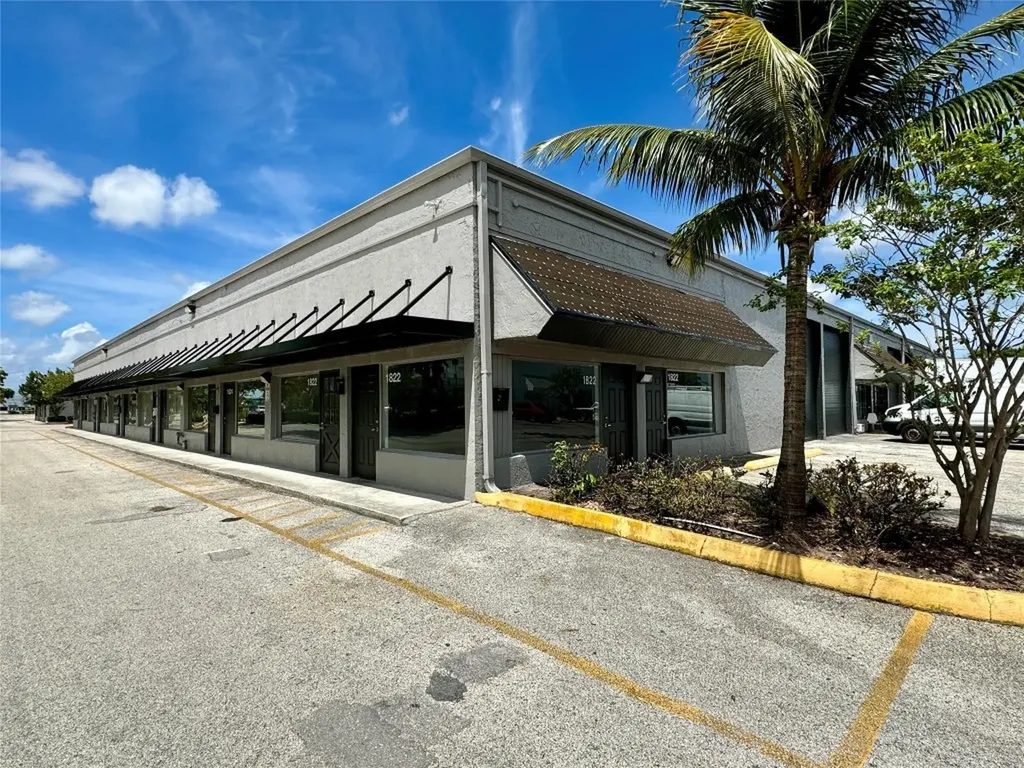 1830 NW 38 Lauderhill FL 33311