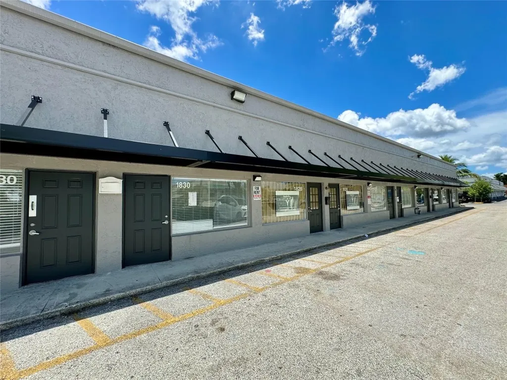 1830 NW 38 Lauderhill FL 33311